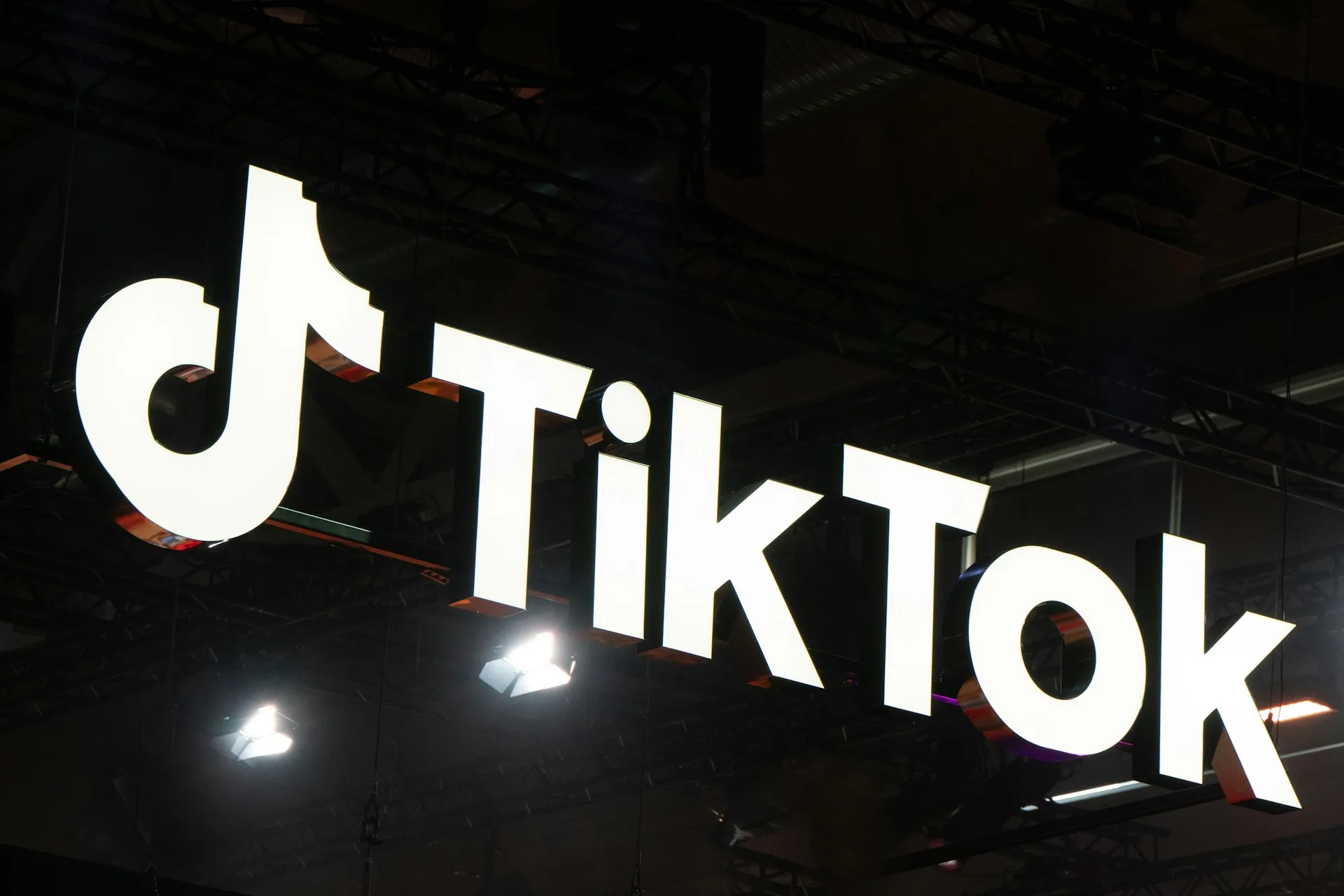 Demokratisierung der Reichweite – Wie TikTok das Prinzip Sichtbarkeit verändert